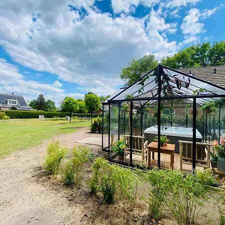 Morning Glory Jasmijn Feriehus